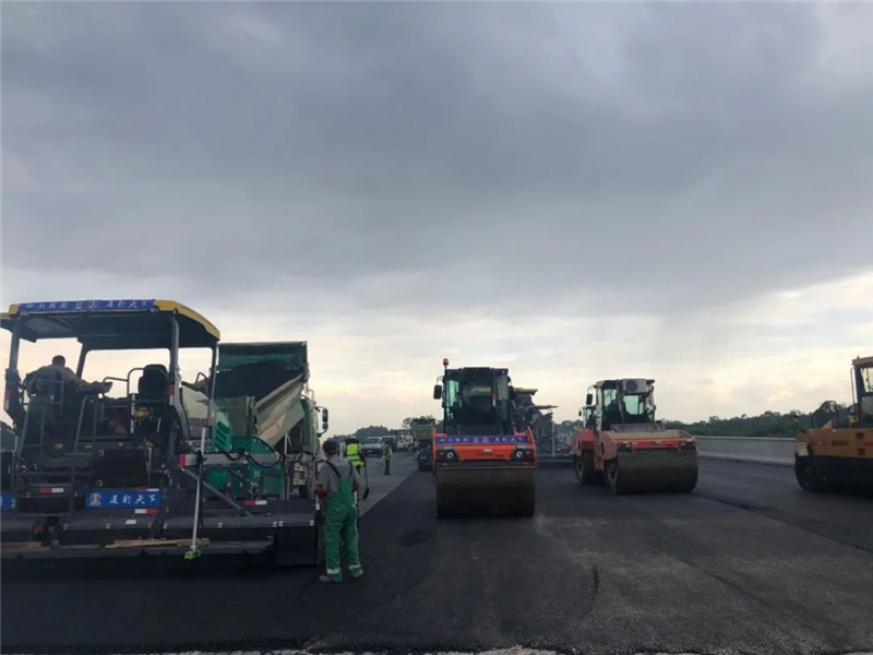 图片4.jpg 图片4.jpg